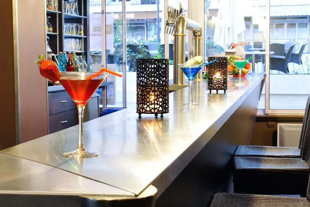 ***  Grand Hotel De スイヤック フランス